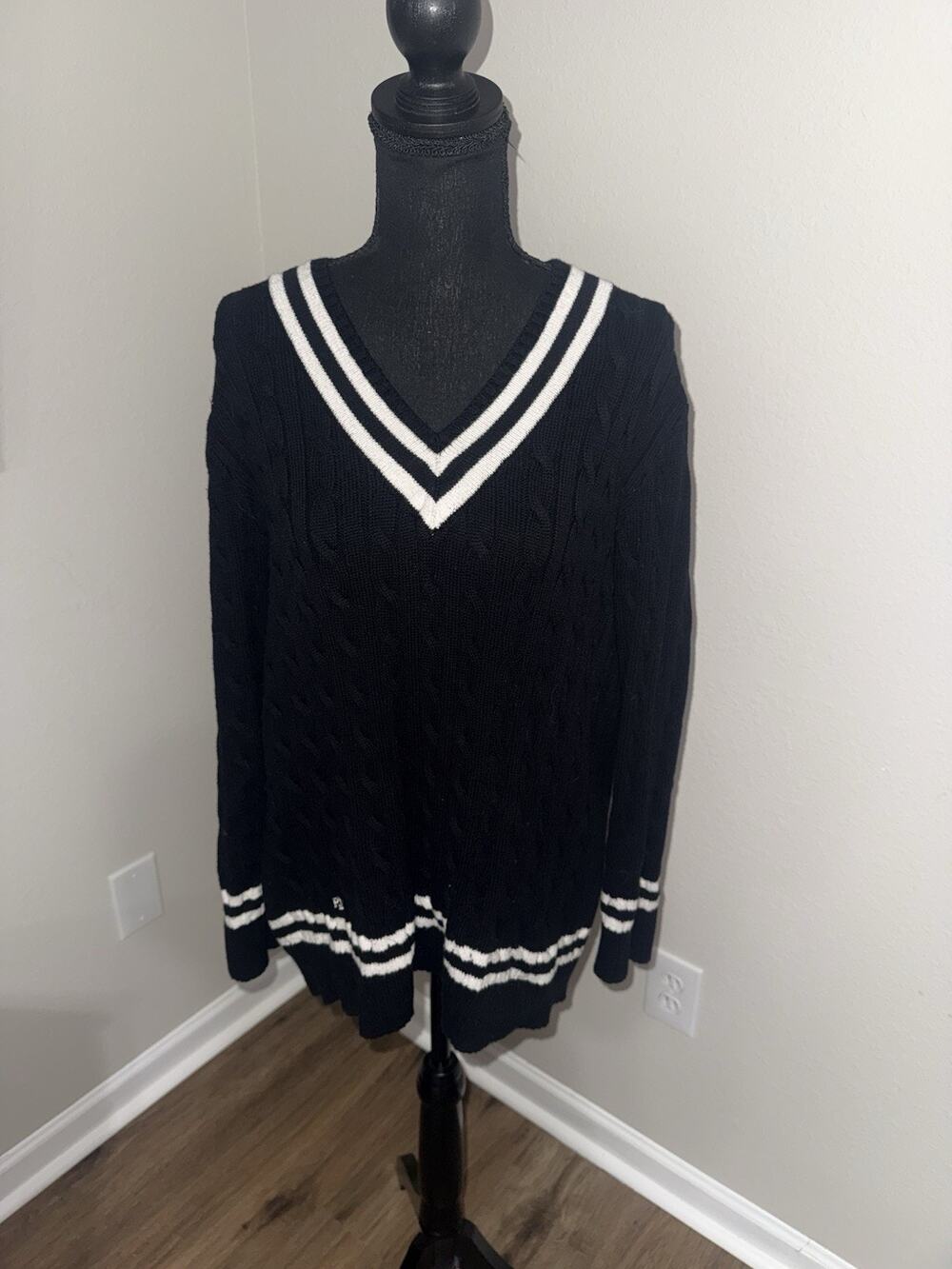 Lauren Ralph Lauren 1X Plus Black Cable Knit V-Neck Cricket Varsity Sweater